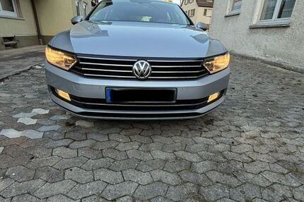 VW Passat Variant