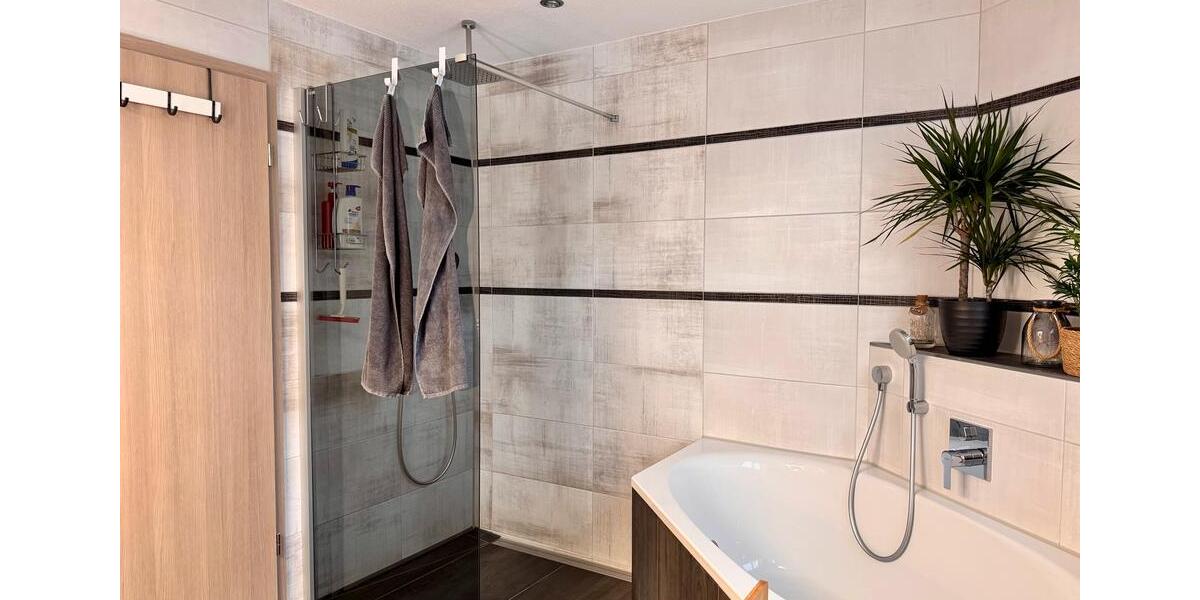 Etagenwohnung Bellenberg - 3 Zimmer, 85 m&sup2;, 1.300&euro; | Angebot:24801143