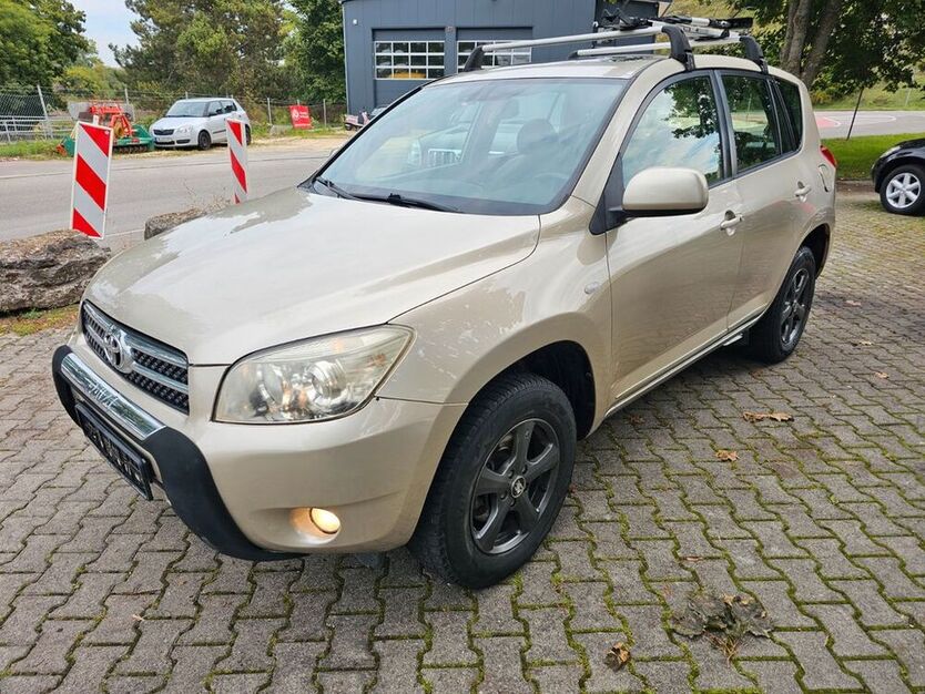 RAV 4