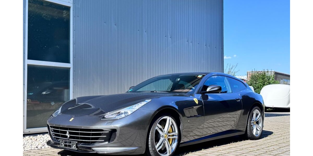 Ferrari GTC4Lusso 63.200 km 179.900 &euro; Ulm 89081