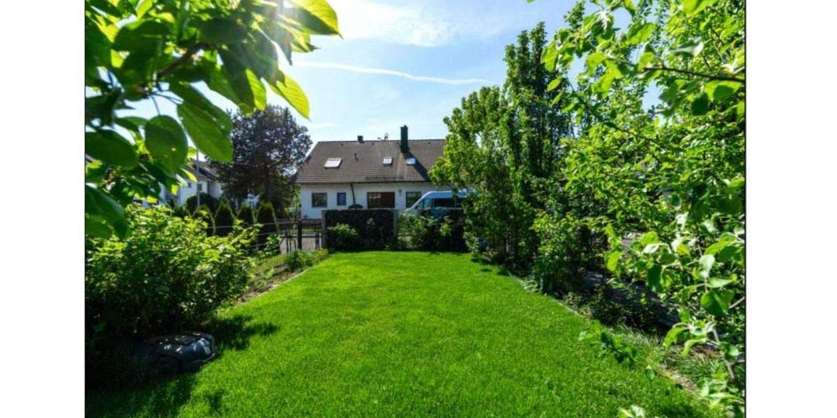 *Provisionsfrei* Charmantes Reihenmittelhaus mit Gartenanteil in Ulm 7 zimmer