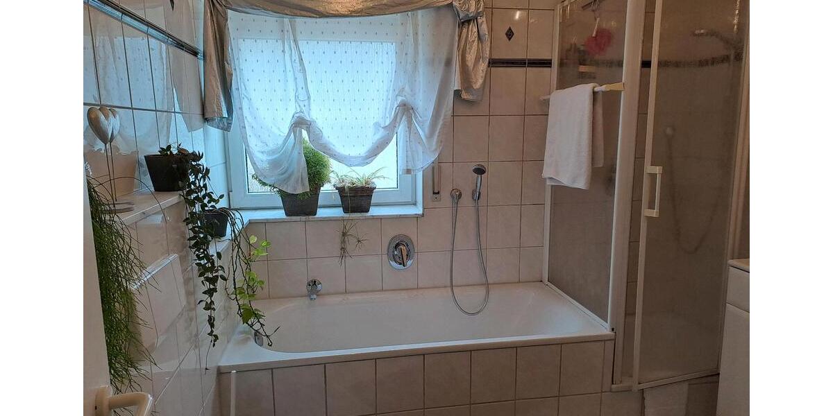 Erdgeschoßwohnung Neu-Ulm Burlafingen - 4.5 Zimmer, 106 m&sup2;, 1.760&euro; | Angebot:26098954