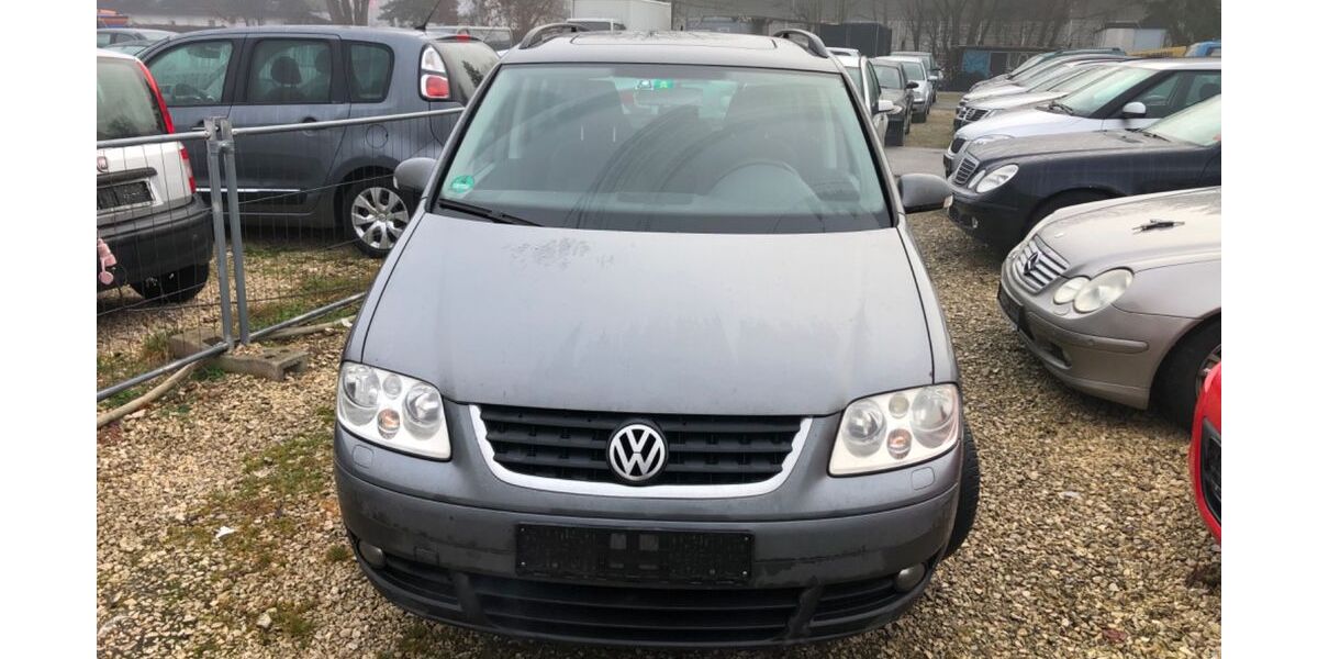 VW Touran 206.000 km 1.500 &euro; Neu-Ulm 89231