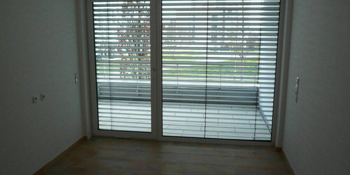 Etagenwohnung Ulm Böfingen - 2 Zimmer, 65 m&sup2;, 1.000&euro; | Angebot:26237439