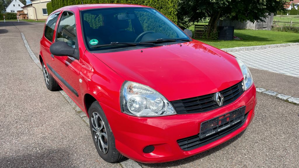 Renault Clio 116.094 km 2.490 &euro; Laupheim 4 88471