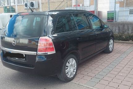 Opel Zafira 220.000 km 2.350 &euro; Ulm 89075