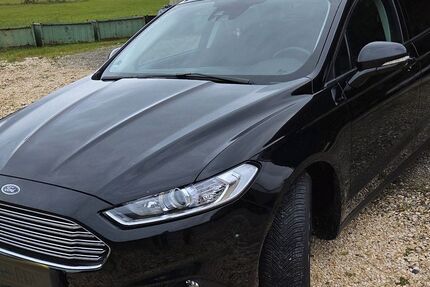 Ford Mondeo 88.000 km 13.500 € Roggenburg 89297