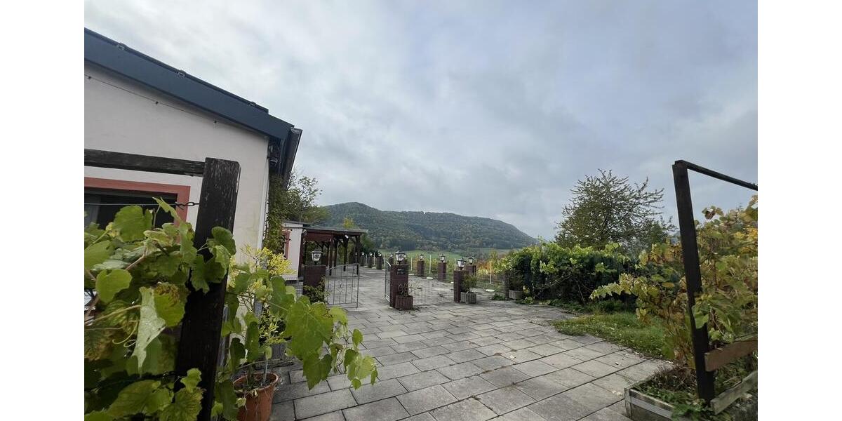 Aussichtslage über Deggingen – Gastronomie & Wohnen mit Weitblick zimmer