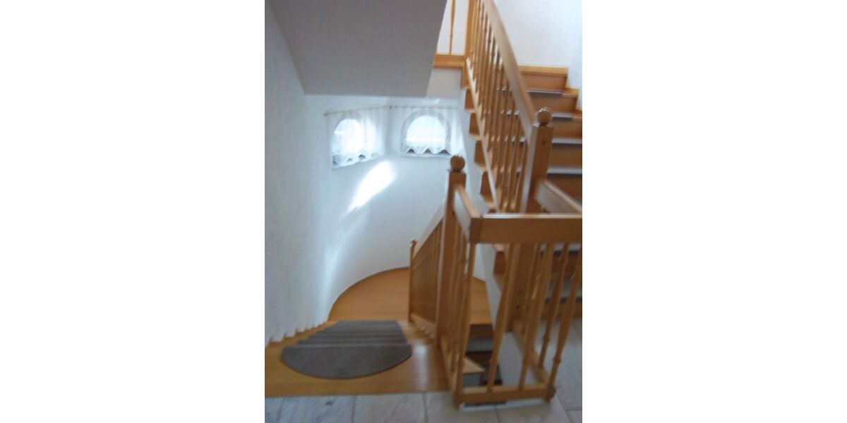 Provisionsfrei* ZFH: 5 ZiWo + 4 ZiWo, 3 Ebenen, Grund 802 m² in 89173 Lonsee zu verkaufen. - Zweifamilienhaus Lonsee | Angebot:26781319