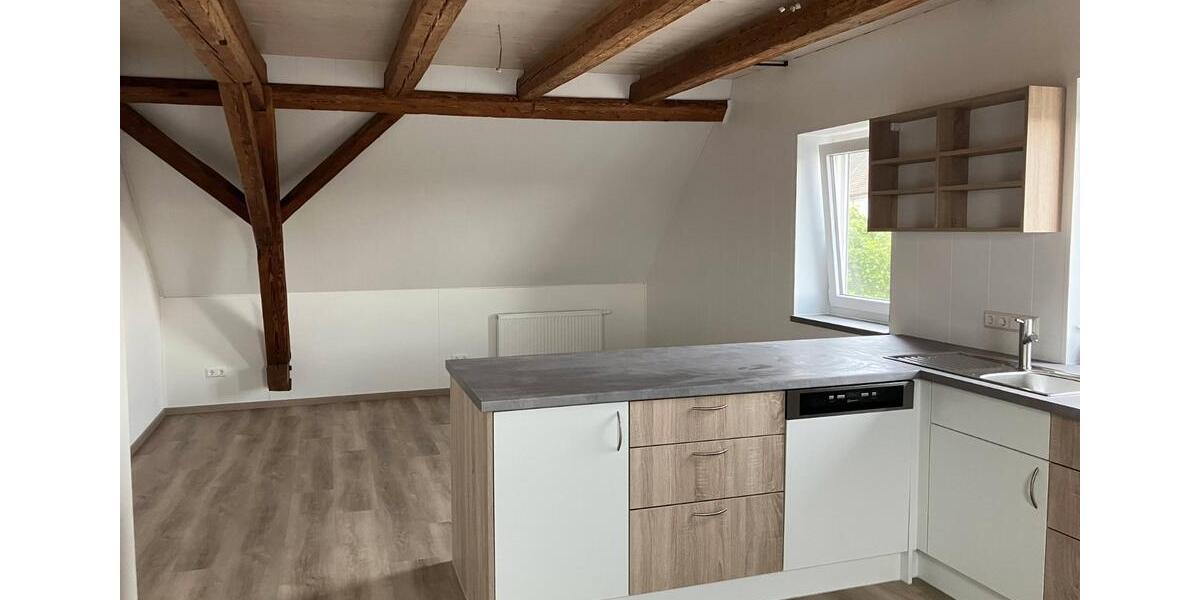 Dachgeschoßwohnung Ichenhausen - 2 Zimmer, 82 m&sup2;, 904&euro; | Angebot:26456204