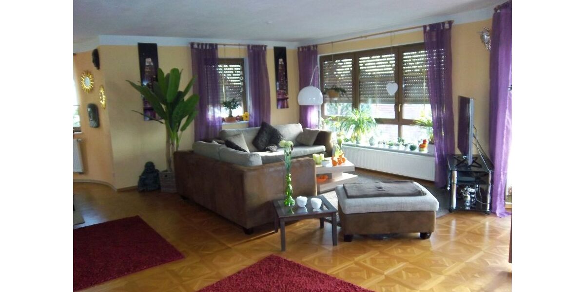 Provisionsfrei* ZFH: 5 ZiWo + 4 ZiWo, 3 Ebenen, Grund 802 m² in 89173 Lonsee zu verkaufen. - Zweifamilienhaus Lonsee | Angebot:26781319