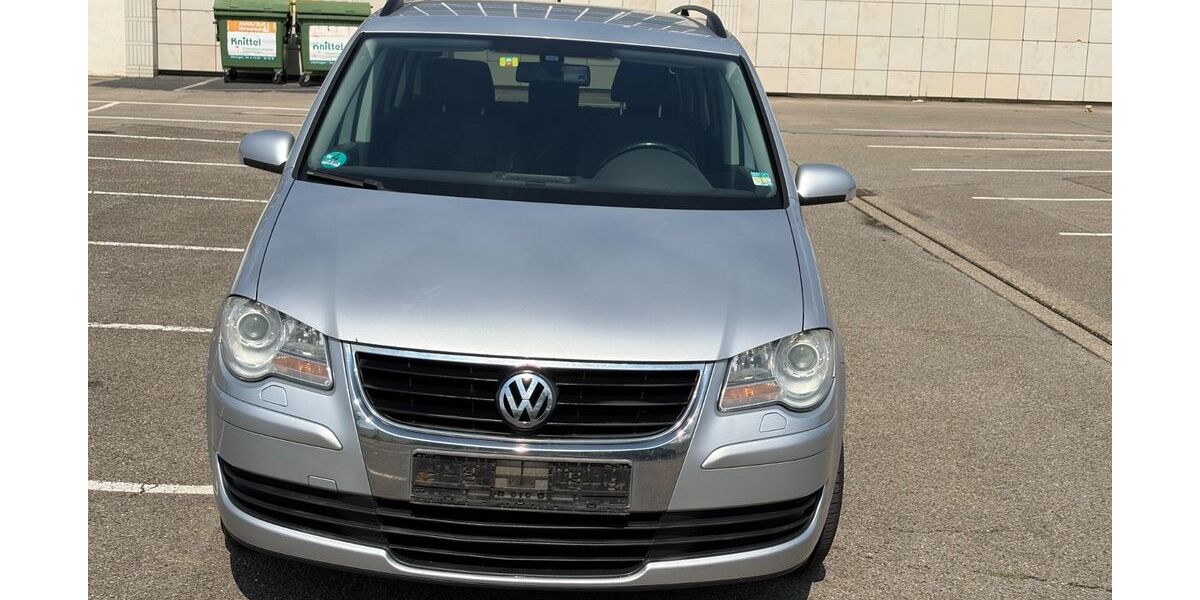 VW Touran 253.000 km 1.950 &euro; Neu-Ulm 89231