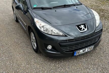 Peugeot 207 84.712 km 3.650 € Burgrieden 88483