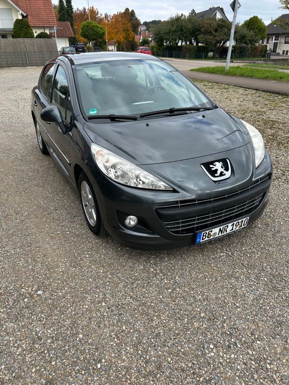 Peugeot 207 84.712 km 3.650 € Burgrieden 88483