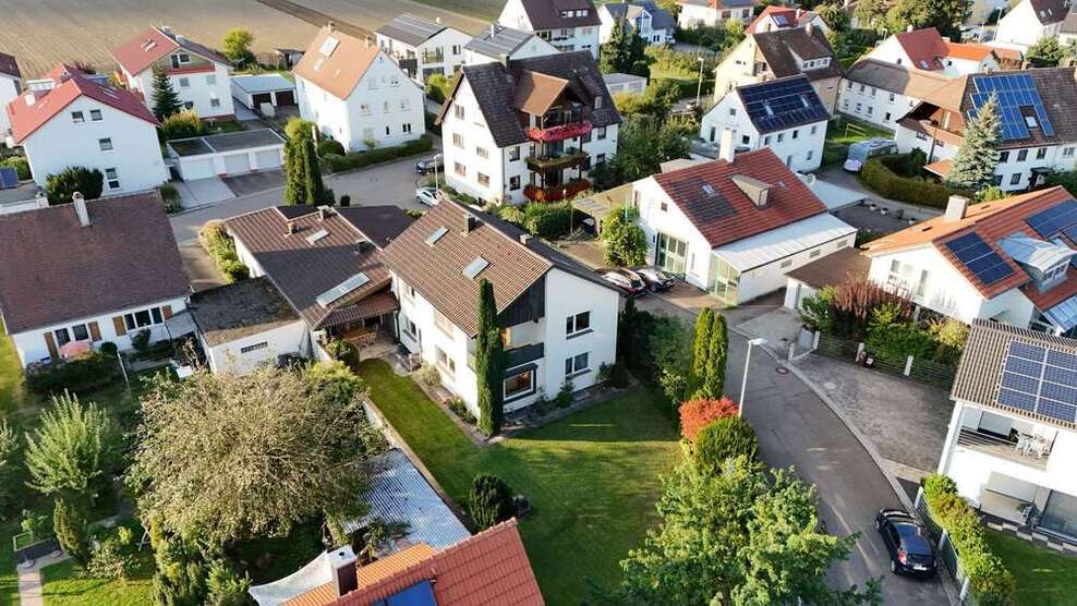 Haus zum Kaufen in Wiblingen 869.000 € 300 m²