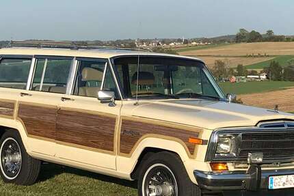 Jeep Cherokee 179.000 km 19.900 € Kleinkötz 89359