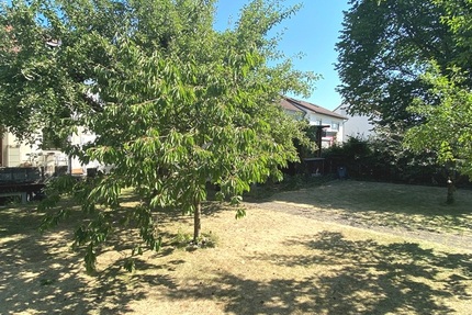 Neu-Ulm: Modernisiertes Mehrfamilienhaus (DHH) mit idyllischem Garten in Donau-Nähe - Haus Neu-Ulm / Offenhausen Offenhausen | Angebot:27262163