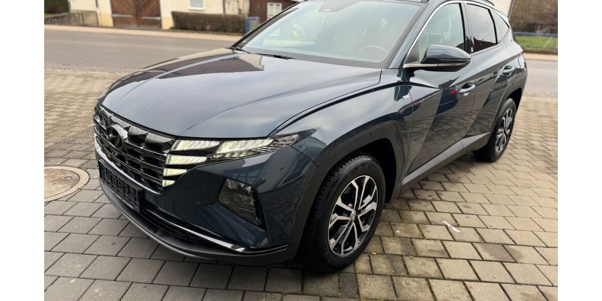 Hyundai TUCSON 42.363 km 25.900 € Achstetten 88480