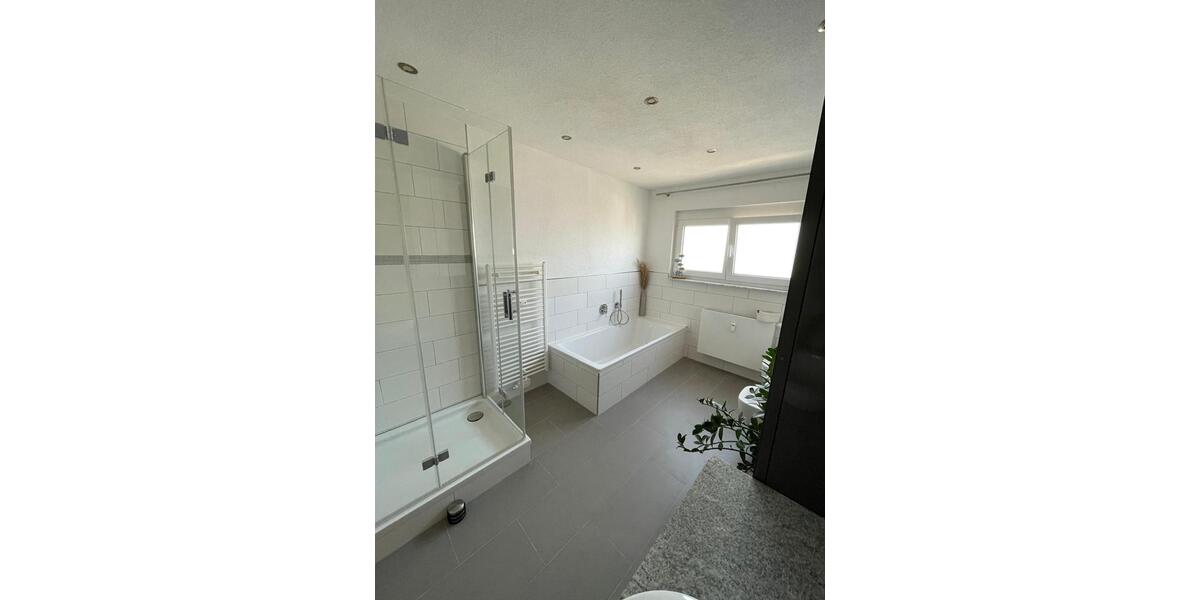Dachgeschoßwohnung Dornstadt - 3.5 Zimmer, 92 m&sup2;, 399.000&euro; | Angebot:26824178