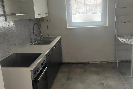 Einliegerwohnung mit EBK 1 zimmer