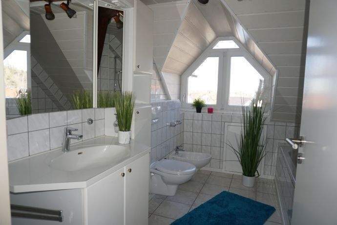 Etagenwohnung Altenstadt Herrenstetten - 5 Zimmer, 160 m&sup2;, 1.388&euro; | Angebot:23034059