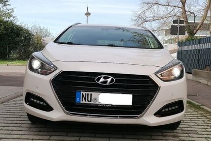 Hyundai i40 166.000 km 8.600 € Neu Ulm 89231