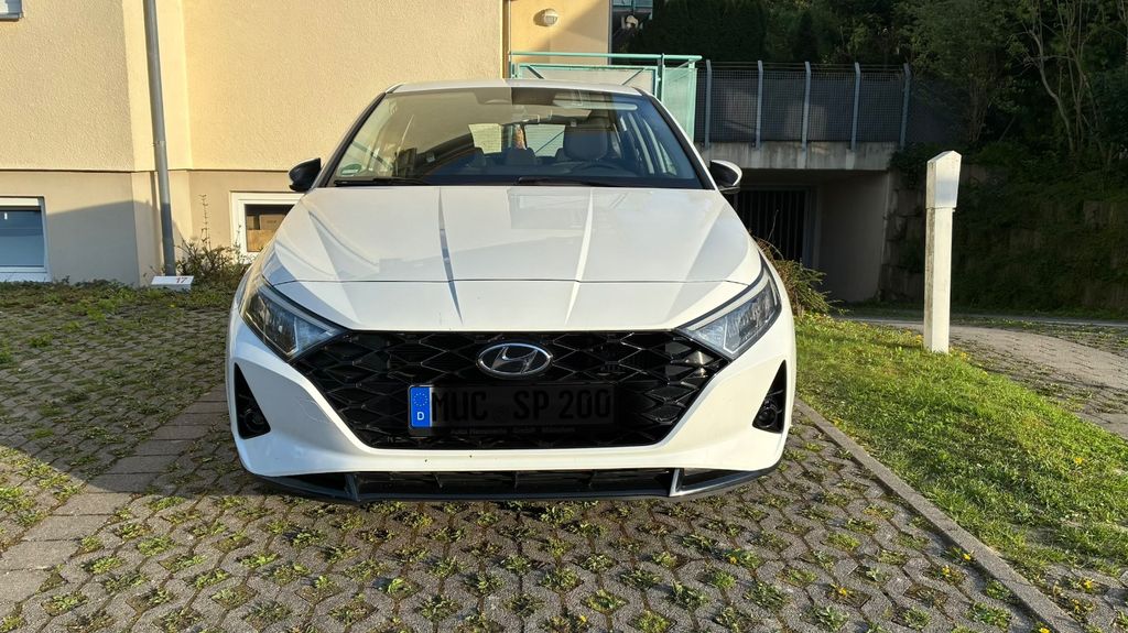 Hyundai i20 47.000 km 13.799 &euro; Neu-Ulm 89233