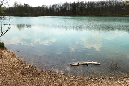 Leben und Wohnen wo andere Urlaub machen! Winkelbungalow in traumhaft schöner Lage! 4.5 zimmer
