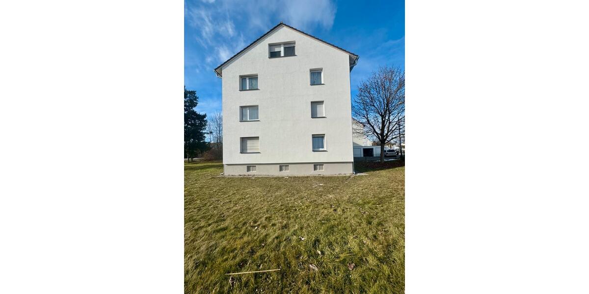 Dachgeschoßwohnung Langenau - 4 Zimmer, 84 m&sup2;, 1.210&euro; | Angebot:26267521