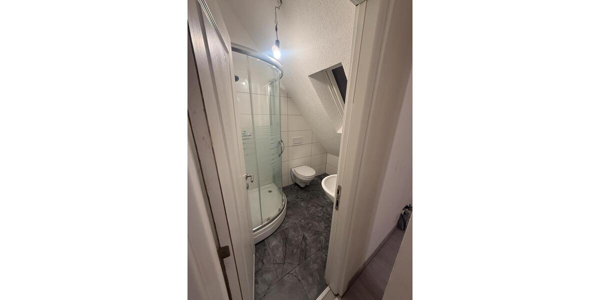 İn İchenhausen DG Wohnung 3 zimmer