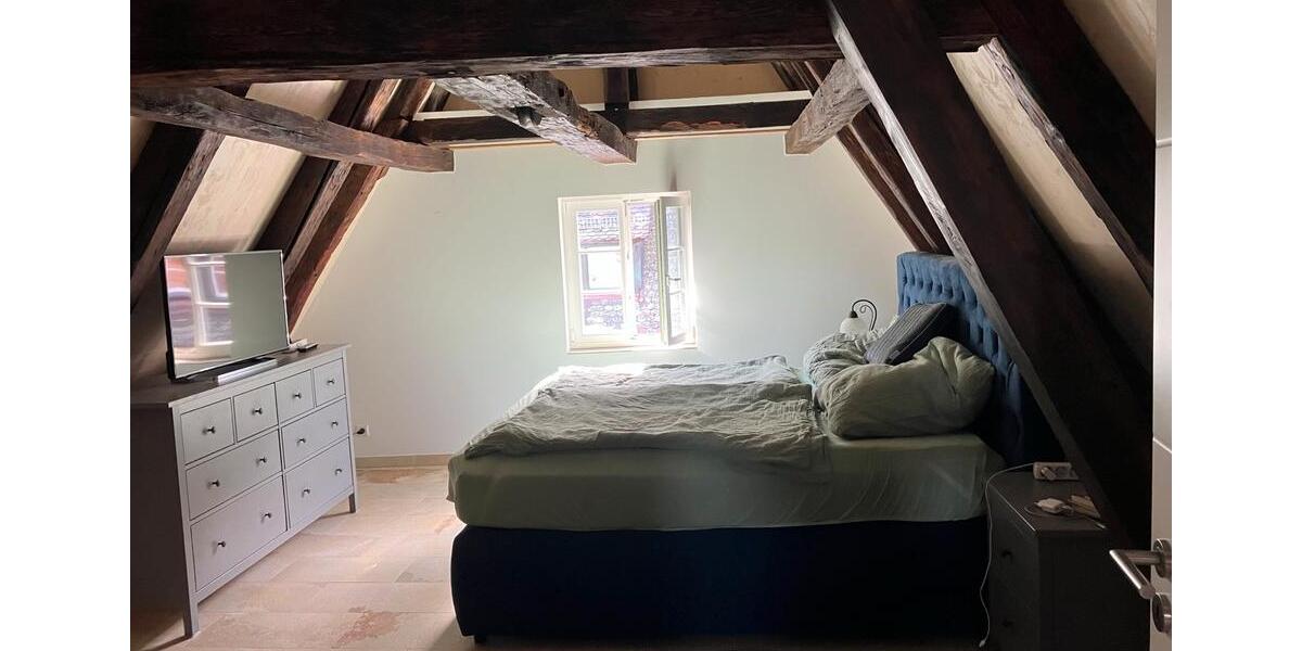 Dachgeschoßwohnung Ulm - 5 Zimmer, 160 m&sup2;, 1.690&euro; | Angebot:26502005