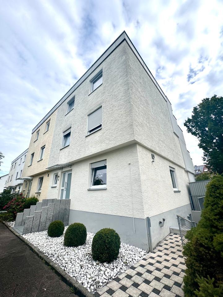 Renoviertes Reiheneckhaus in schöner & ruhiger Lage