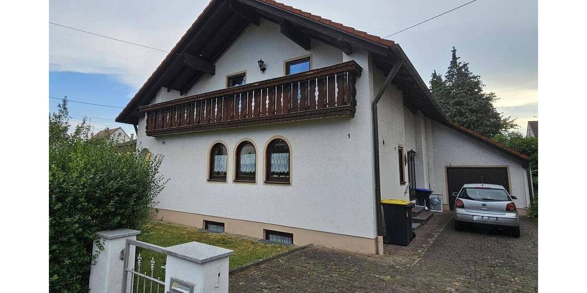 Einfamilienhaus Ichenhausen - 8 Zimmer, 200 m&sup2;, 530.000&euro; | Angebot:25707717