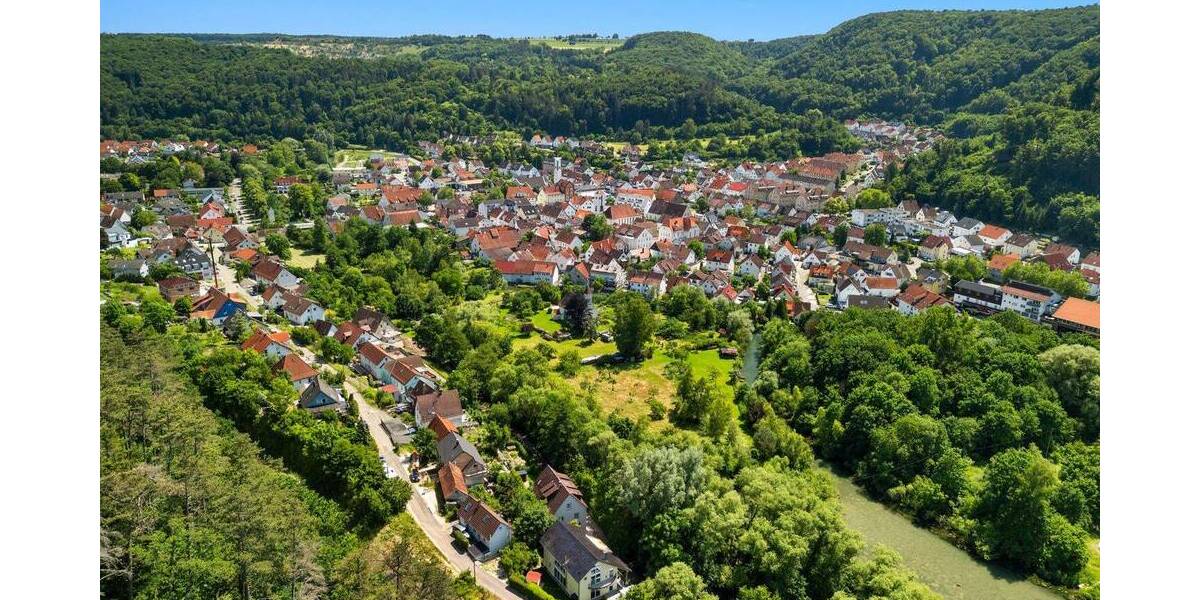 Einfamilienhaus Blaubeuren Gerhausen - 7 Zimmer, 262 m&sup2;, 985.000&euro; | Angebot:26695087