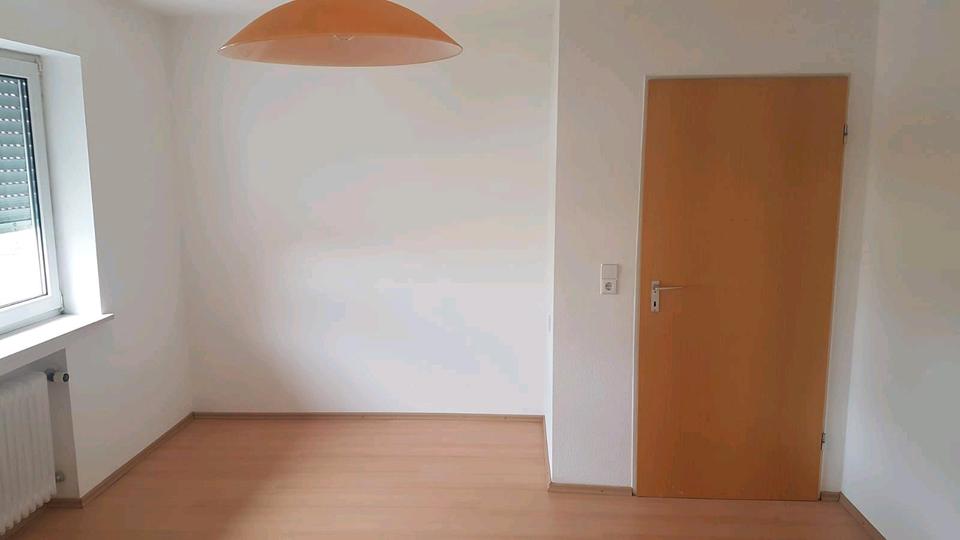 Etagenwohnung Rammingen - 5 Zimmer, 110 m&sup2;, 900&euro; | Angebot:26415180