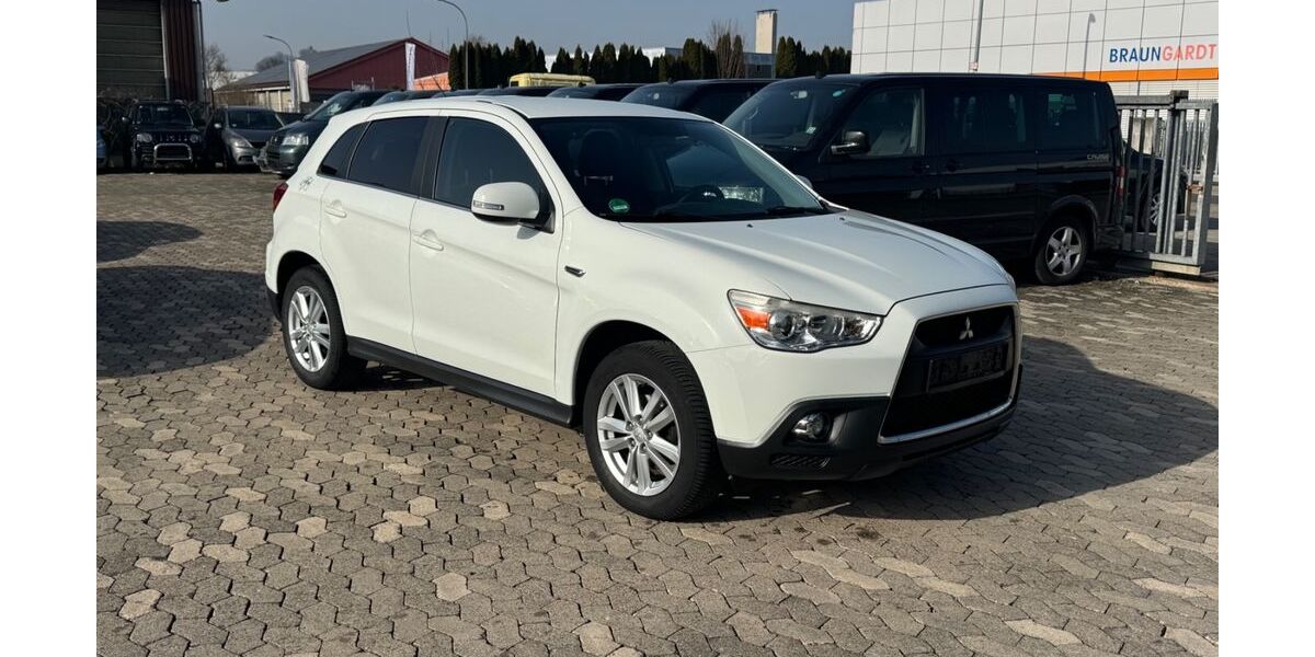 Mitsubishi ASX 116.000 km 5.950 &euro; Erbach bei Ulm 89155