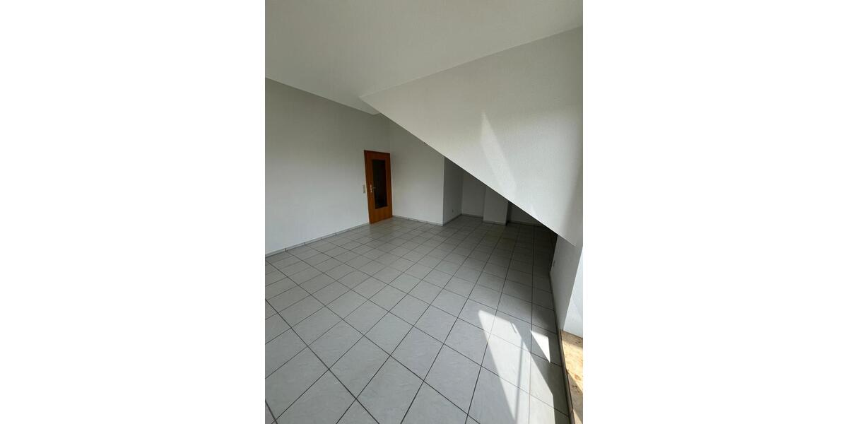 Dachgeschoßwohnung Erbach - 2 Zimmer, 55 m&sup2;, 235.000&euro; | Angebot:26024344