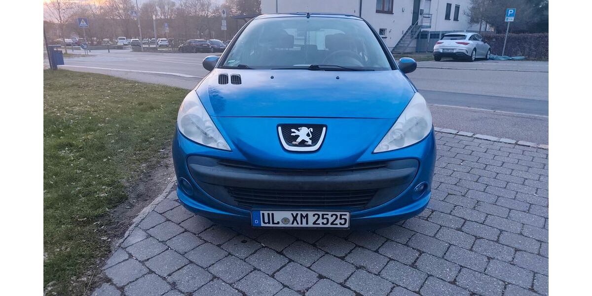 Peugeot 206 156.000 km 1.299 &euro; Blaustein 89134