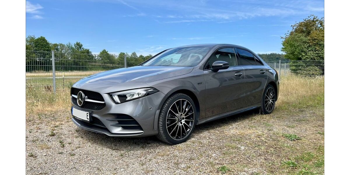 Mercedes-Benz A 250 79.900 km 25.200 &euro; Buch 89290