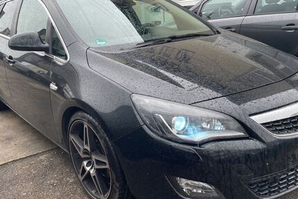 Opel Astra 234.000 km 2.890 &euro; Ichenhausen-Hochwang 89335