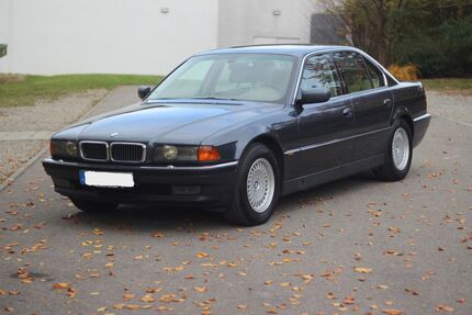 BMW 750 275.000 km 15.400 &euro; Wain 88489