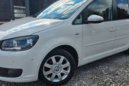 VW Touran 235.000 km 5.190 &euro; Elchingen 89275
