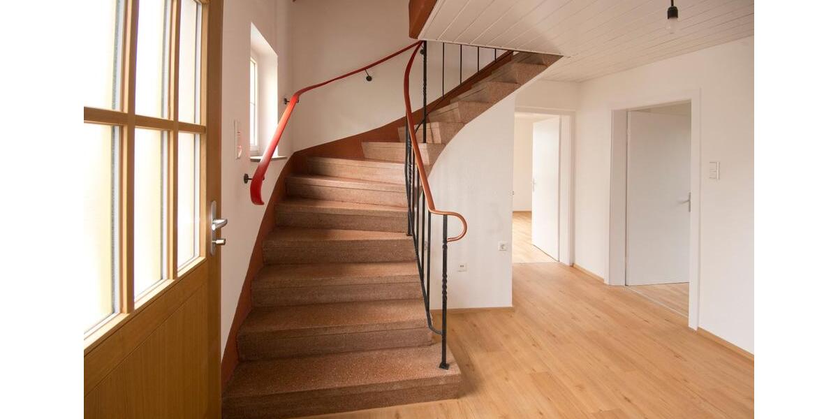 Etagenwohnung Langenau - 5 Zimmer, 135 m&sup2;, 2.000&euro; | Angebot:26297558