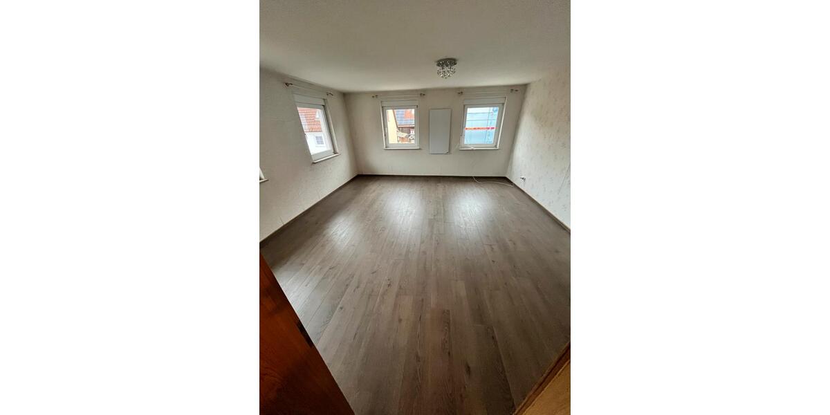 Haus mit viel Platz befristet zu vermieten 6 zimmer