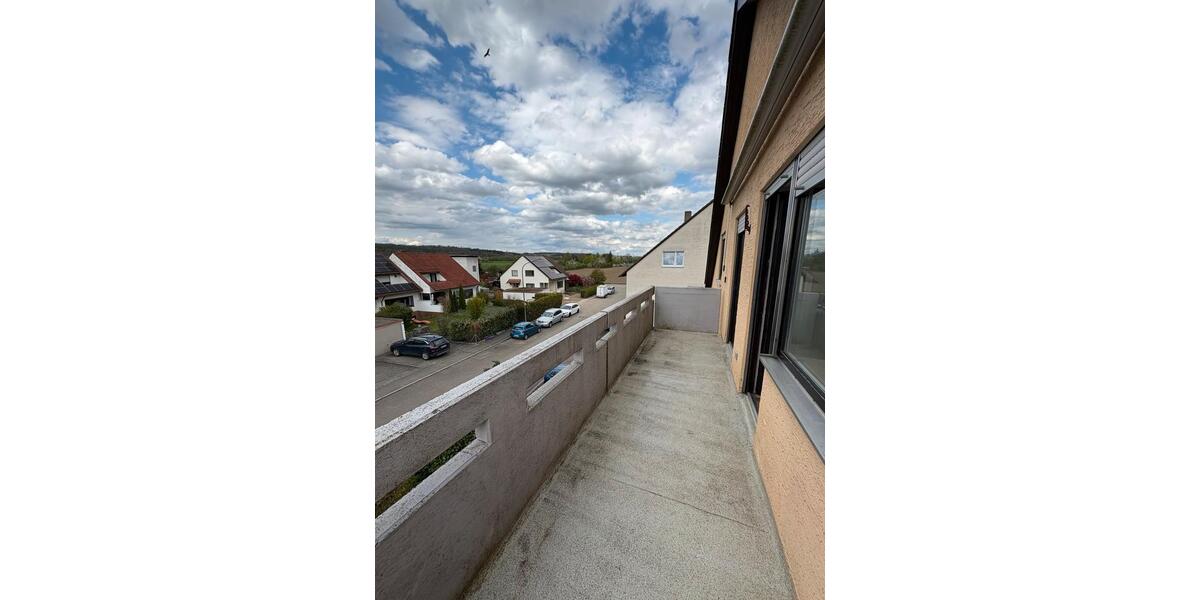 Dachgeschoßwohnung Nersingen - 3 Zimmer, 70 m&sup2;, 1.350&euro; | Angebot:24852159