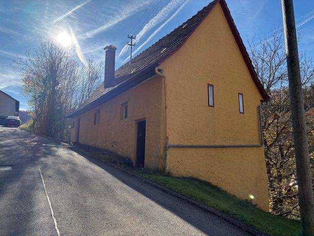 Verzauberndes Hexenhäuschen auf der Schwäbischen Alb - voller Charme, Geschichte und Potenzial 3 zimmer