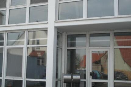 Lager, Büro, Gragage in Feldstetten