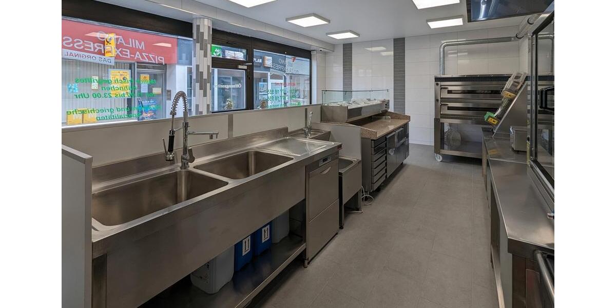 Voll ausgestatteter Lieferservice in Ulm-Böfingen zimmer