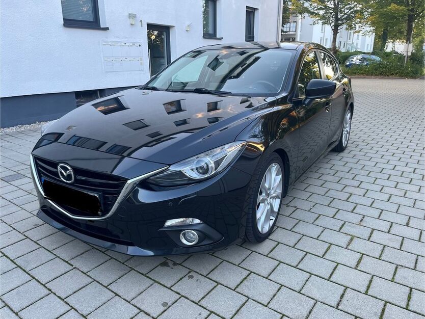 Mazda 3 137.000 km 12.000 € Senden 89250