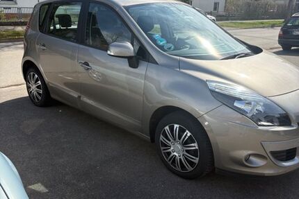 Renault Scenic 148.000 km 3.750 &euro; neu ulm 89233